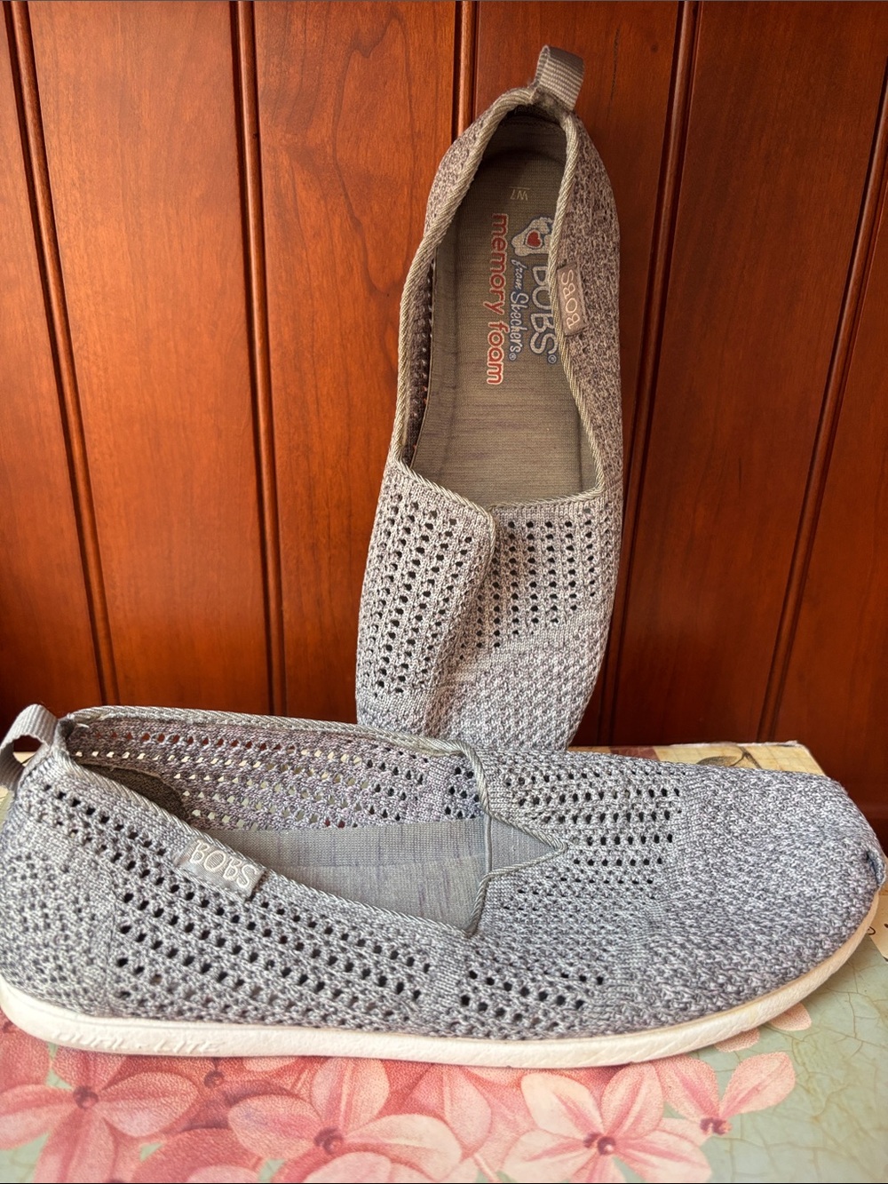 Bobs Skechers Women's Gray Knit Slip-On Sneakers - Size 7 W